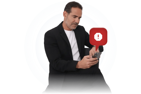 דני רופ וסימן קריאה אדום